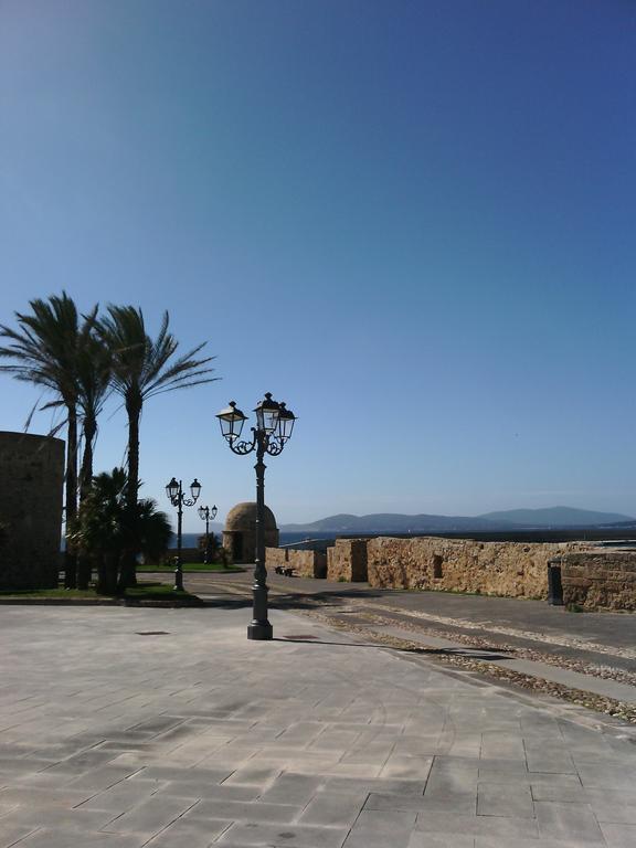 B&B 55 Alghero Bagian luar foto