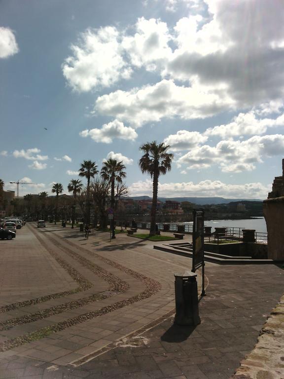 B&B 55 Alghero Bagian luar foto