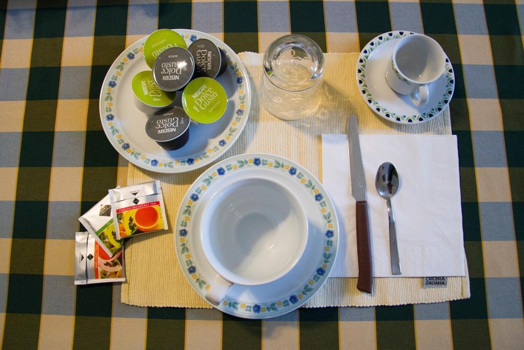 B&B 55 Alghero Bagian luar foto
