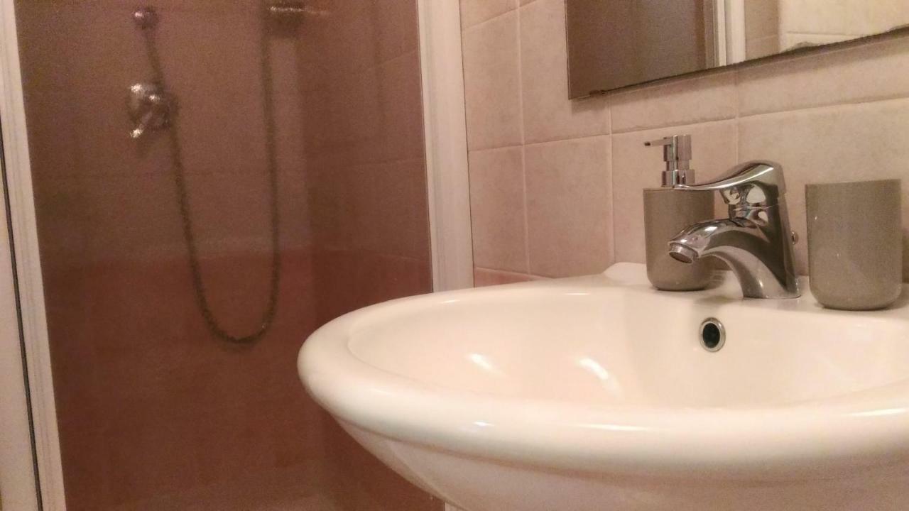 B&B 55 Alghero Bagian luar foto