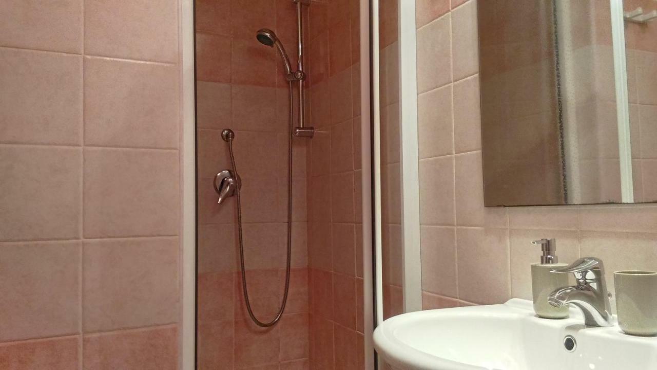 B&B 55 Alghero Bagian luar foto